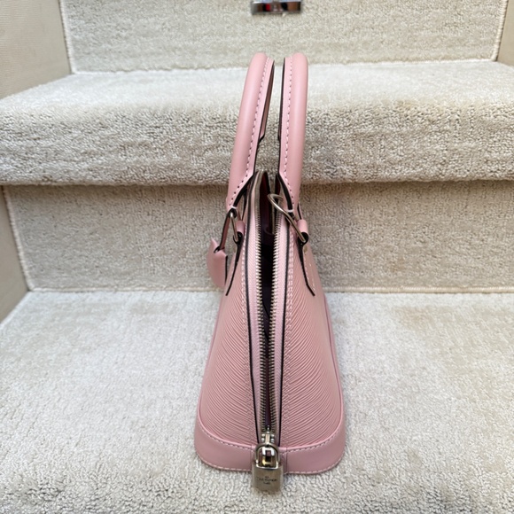 Louis Vuitton Epi Alma BB in Baby Pink - Picture 6 of 8